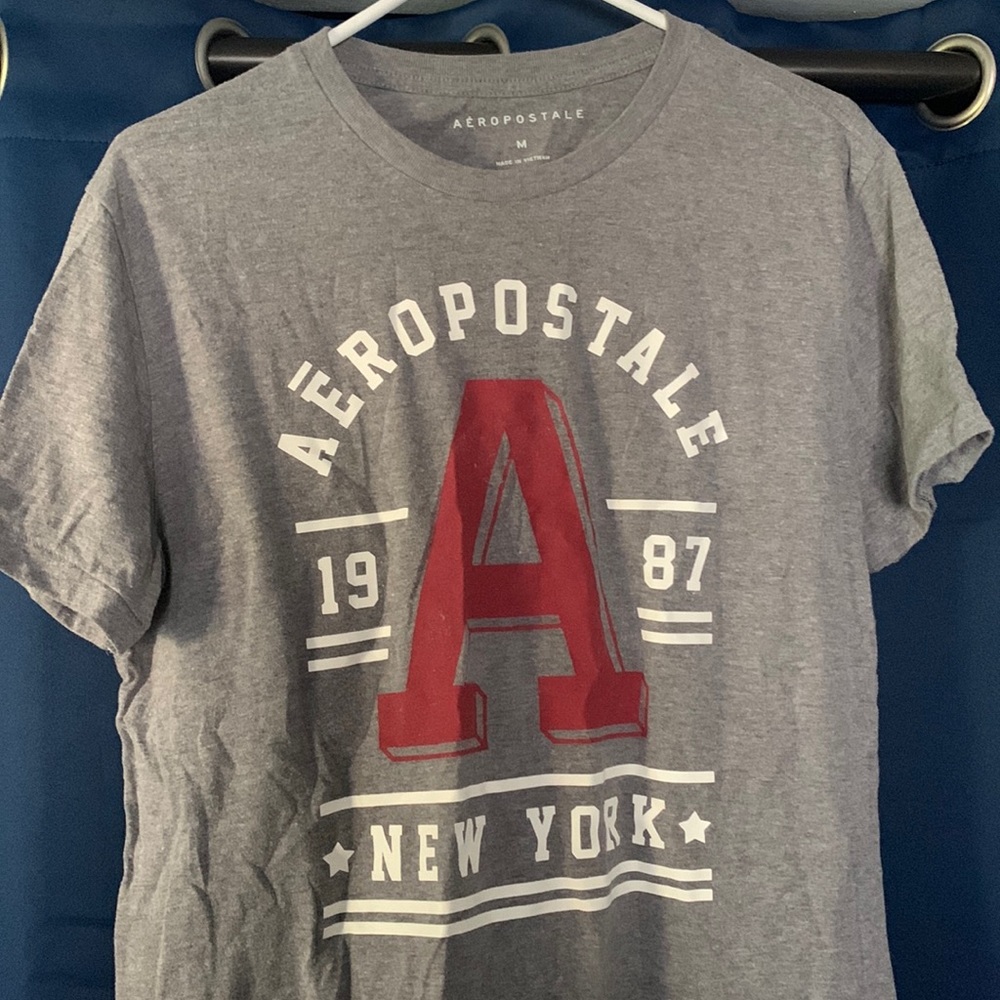 3 for $10 - Aeropostale Medium T Shirt
